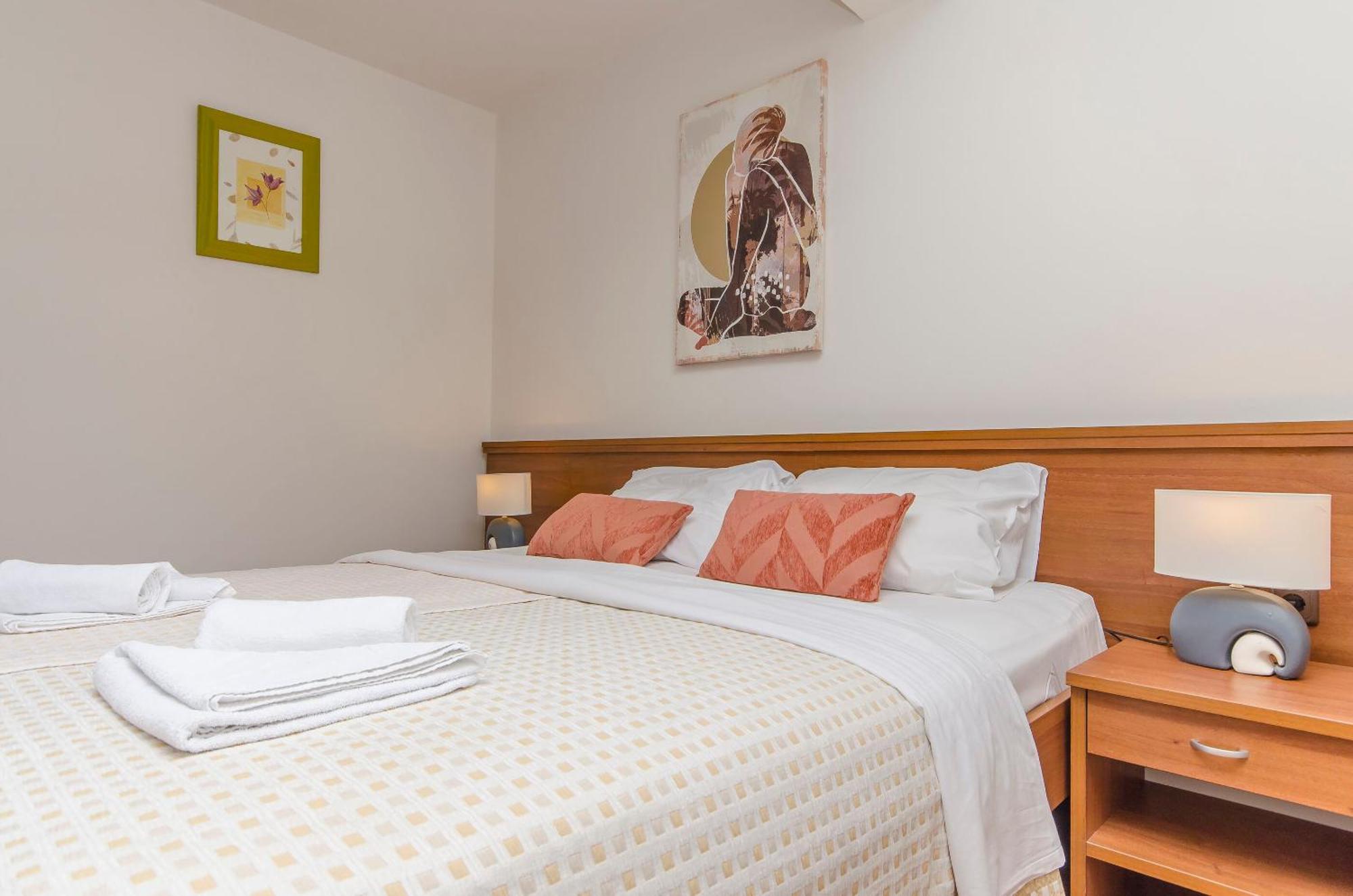 House Hotel Plava Laguna Tisno Dış mekan fotoğraf