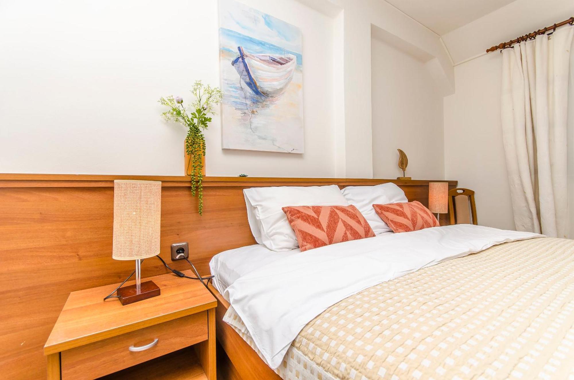 House Hotel Plava Laguna Tisno Dış mekan fotoğraf