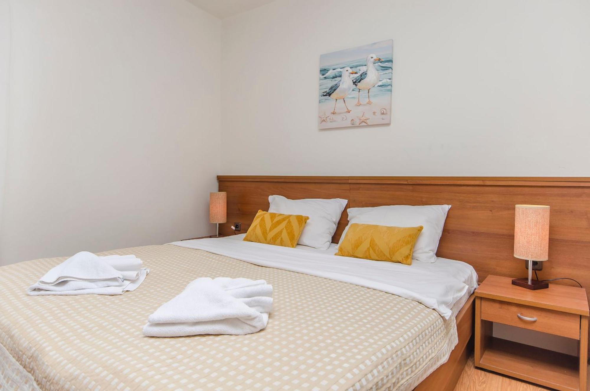 House Hotel Plava Laguna Tisno Dış mekan fotoğraf
