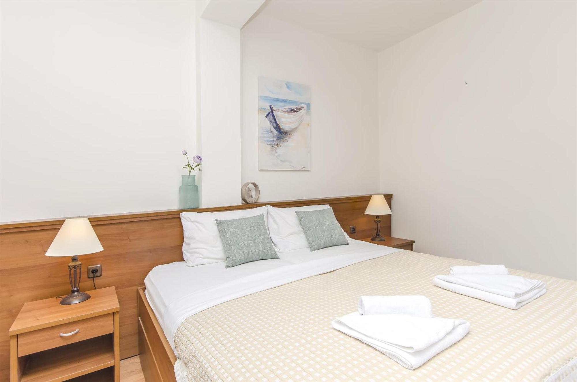 House Hotel Plava Laguna Tisno Dış mekan fotoğraf